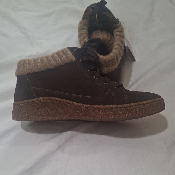 Aetrex Women's Dark Brown High-Top Sneakers Size 9 - Picture 7 of 10
